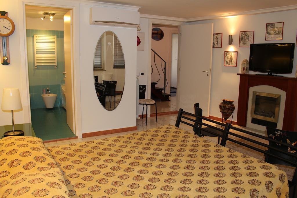 Apartamento Attico Blu Nápoles Exterior foto
